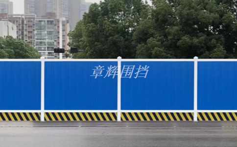 簡易圍擋在戶外音樂節等大型活動中的應用體驗如何？（戶外演出中簡易圍擋的實際效果評估）